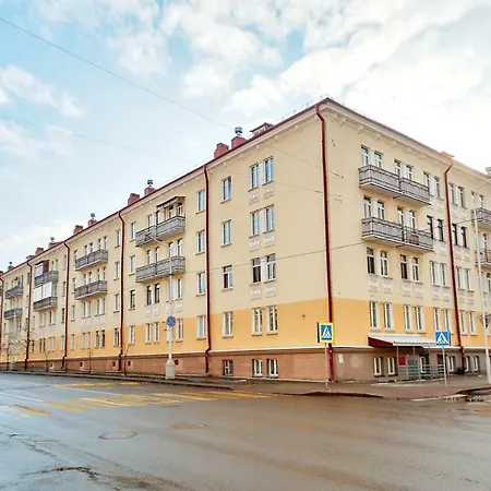 Апартаменты Квартира В Тихом Центре