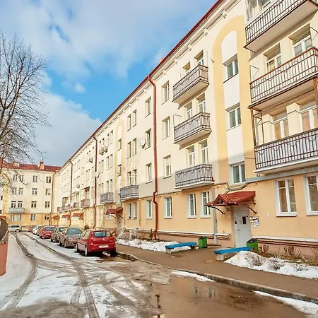 Апартаменты Квартира В Тихом Центре *